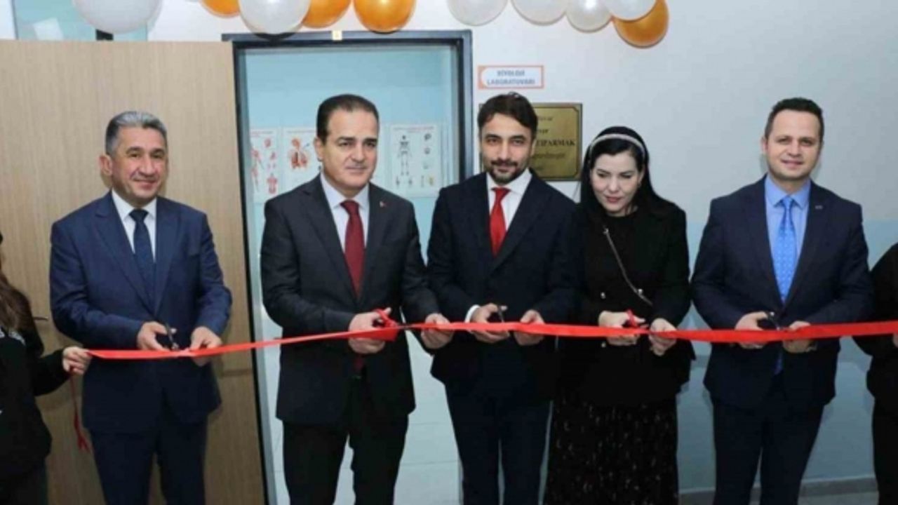 Hayırsever’in yaptırdığı Menteşe Anadolu Lisesi Laboratuvarının açılışı yapıldı