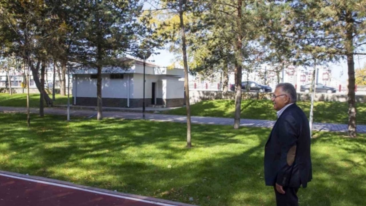 Kayseri Büyükşehir, fen işleri ile 5 yılda Kayseri’de dokunmadık alan bırakmadı
