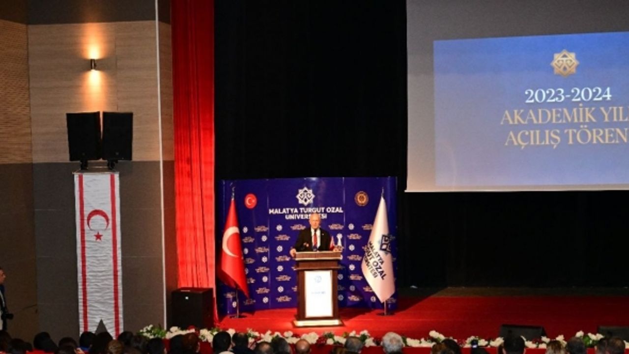 KKTC Meclis Başkanı Töre: “Türk ordusunun adadan çıkmasını asla kabul etmeyiz"