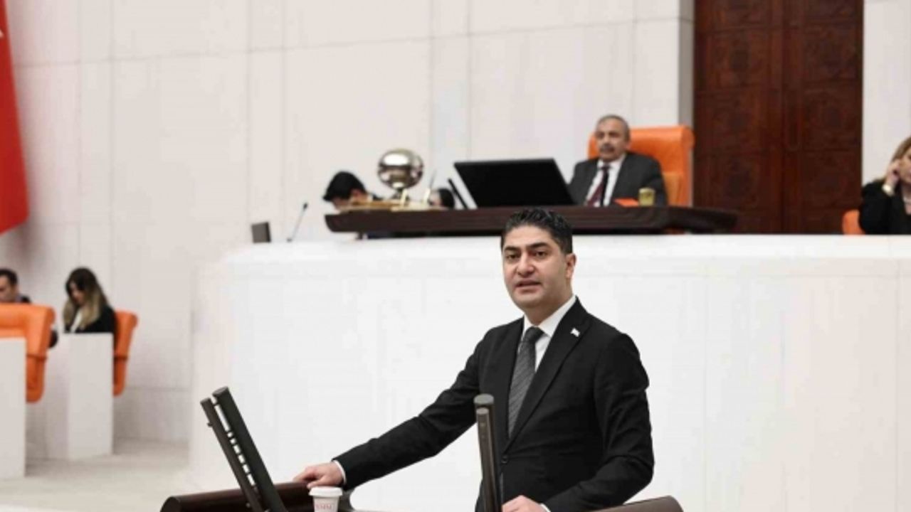 MHP’li Özdemir: “21’inci yüzyılı Türk ve Türkiye Yüzyılı yapma irademizde Milliyetçi Hareket Partisi her koşul ve şart altında Türkiye ve Türk milletiyle beraber olacaktır”