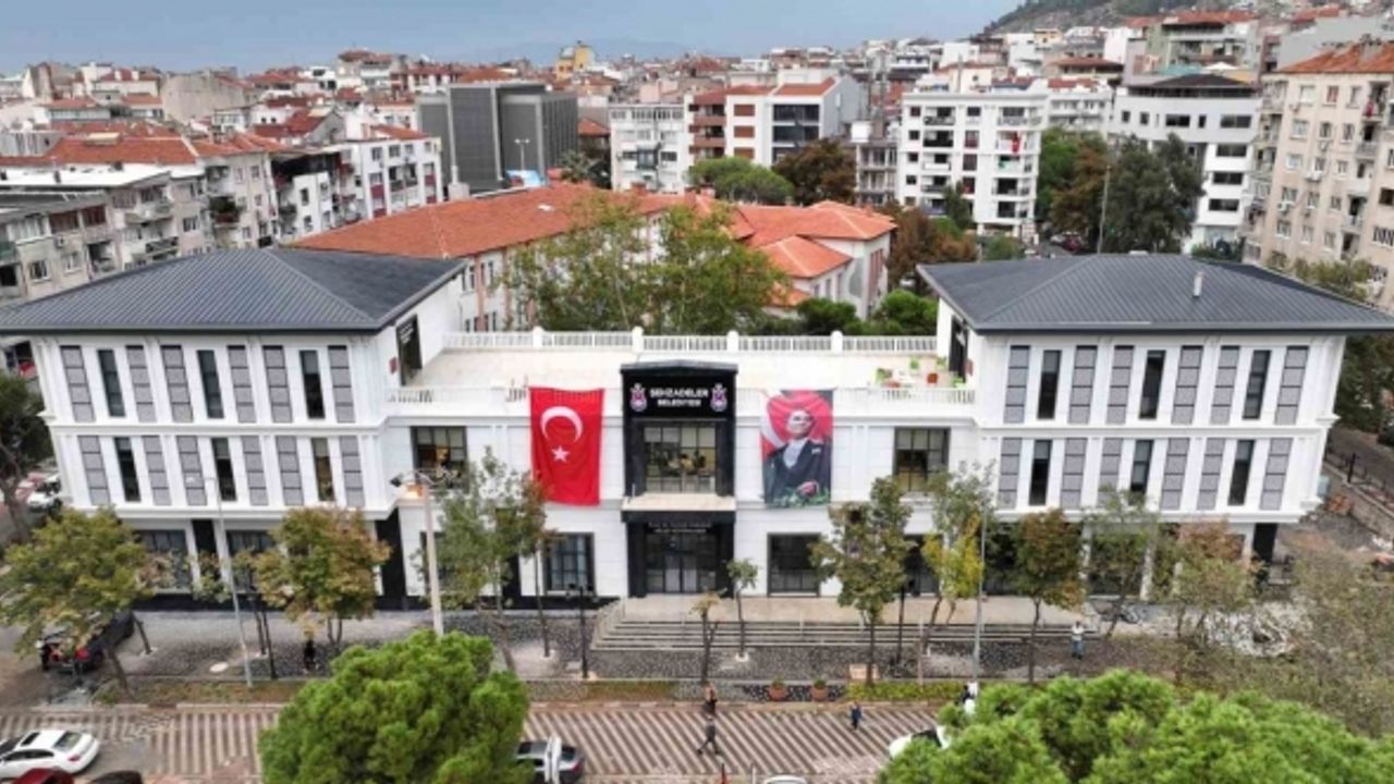 Prof. Dr. İlhan Varank Millet Kütüphanesi büyük ilgi gördü