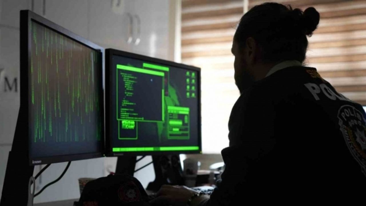 Sosyal medya paylaşımlarına dikkat: Her an kapınıza polis gelebilir