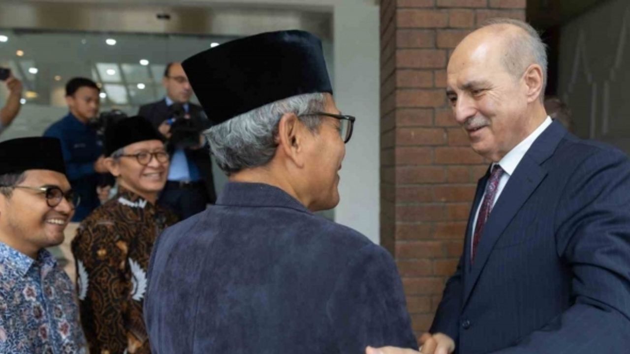 TBMM Başkanı Kurtulmuş’tan Endonezya’da Müslüman sivil toplum örgütüne ziyaret