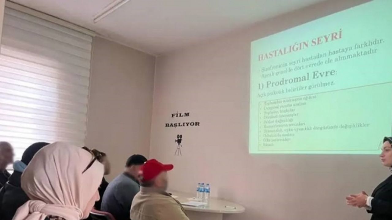 Toplum Ruh Sağlığı Merkezi hastalarına ’Şizofreni Psikoeğitimi’ verildi