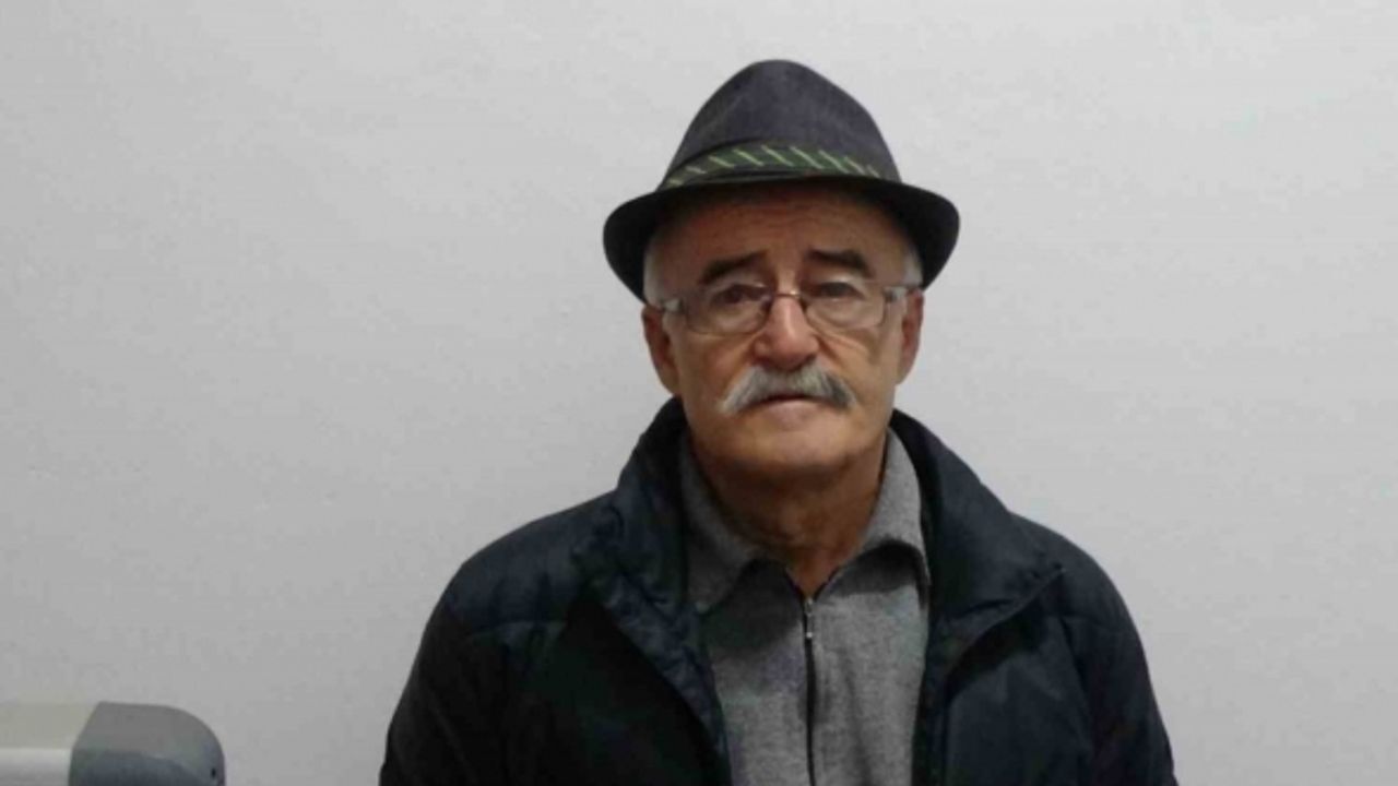 Trabzon’da uçan çatının altında kalmaktan son anda kurtulan muhtar konuştu