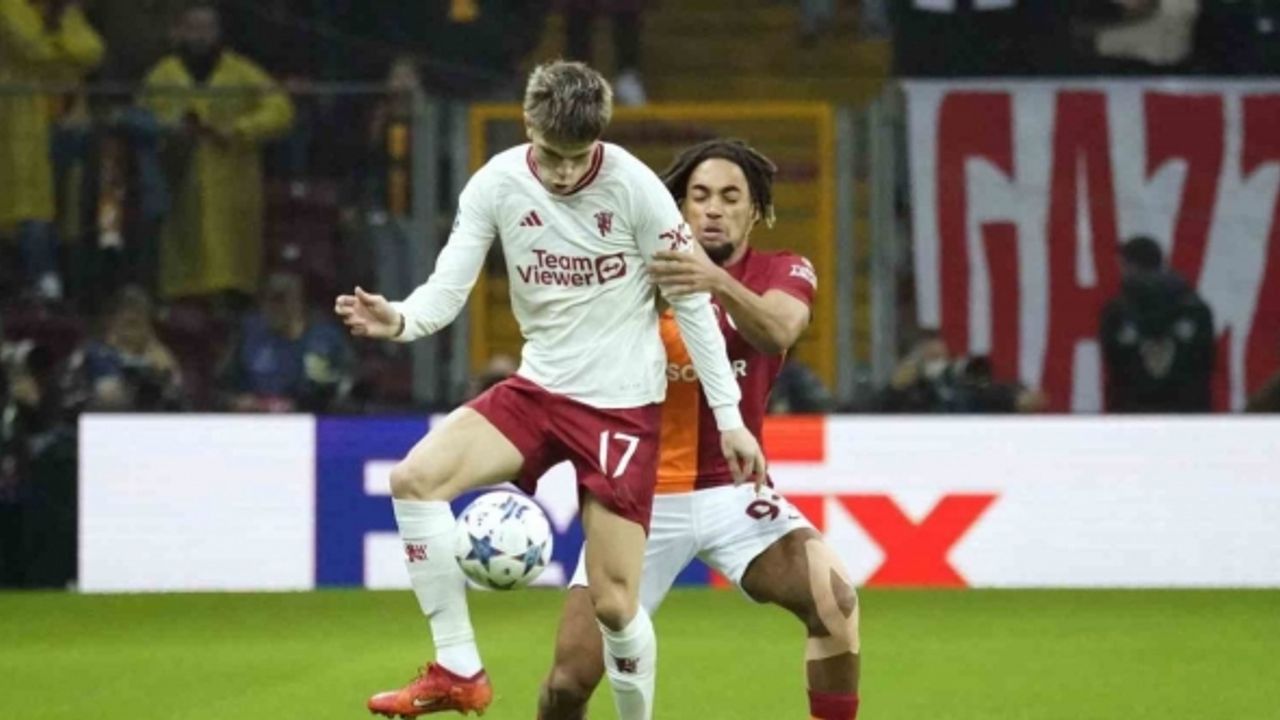UEFA Şampiyonlar Ligi: Galatasaray: 0 - Manchester United: 1 (Maç devam ediyor)