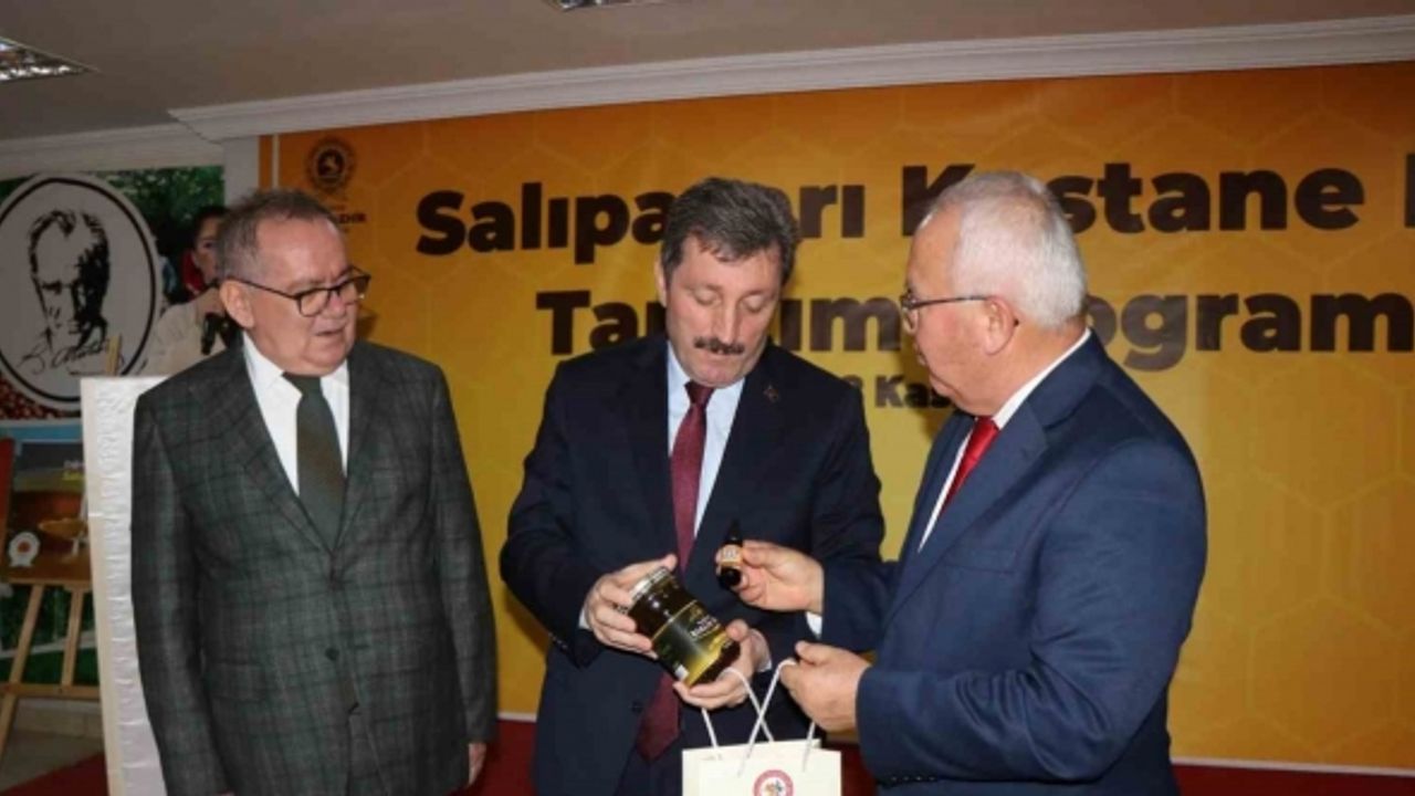 Yüzde 72 kestane oranına sahip ‘Salıpazarı kestane balı’ tanıtıldı