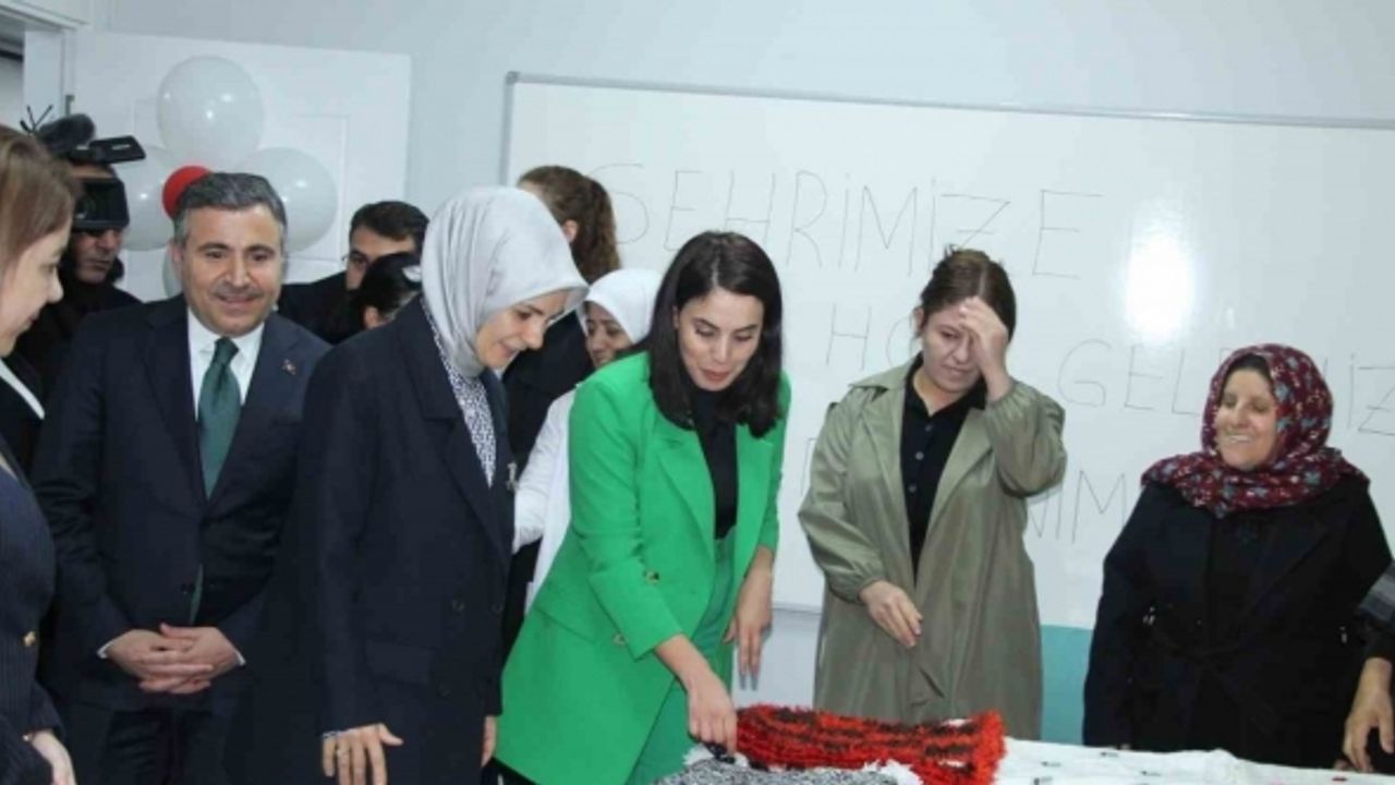 Bakan Göktaş’ın Şırnak ziyaretinde renkli görüntüler yaşandı