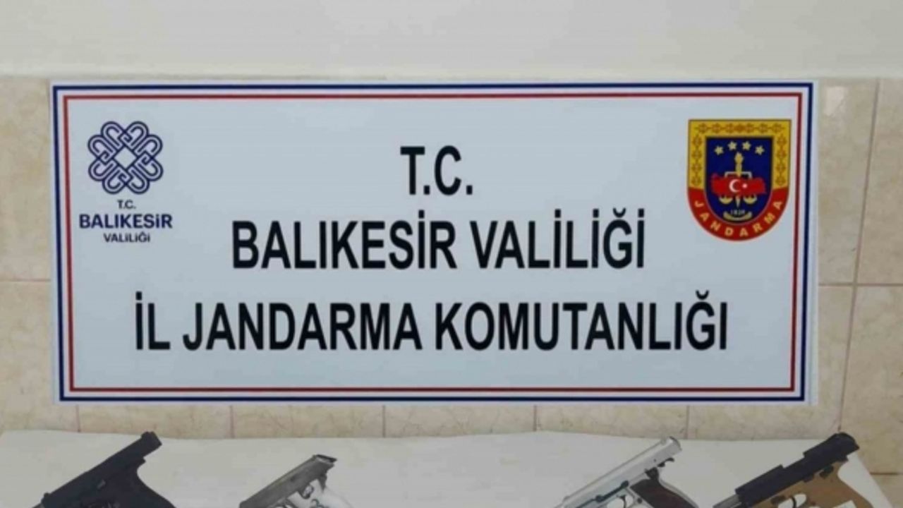 Balıkesir merkezli silah operasyonu: 17 gözaltı