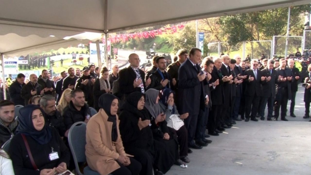 Beşiktaş’taki terör saldırısında şehit olanlar törenle anıldı