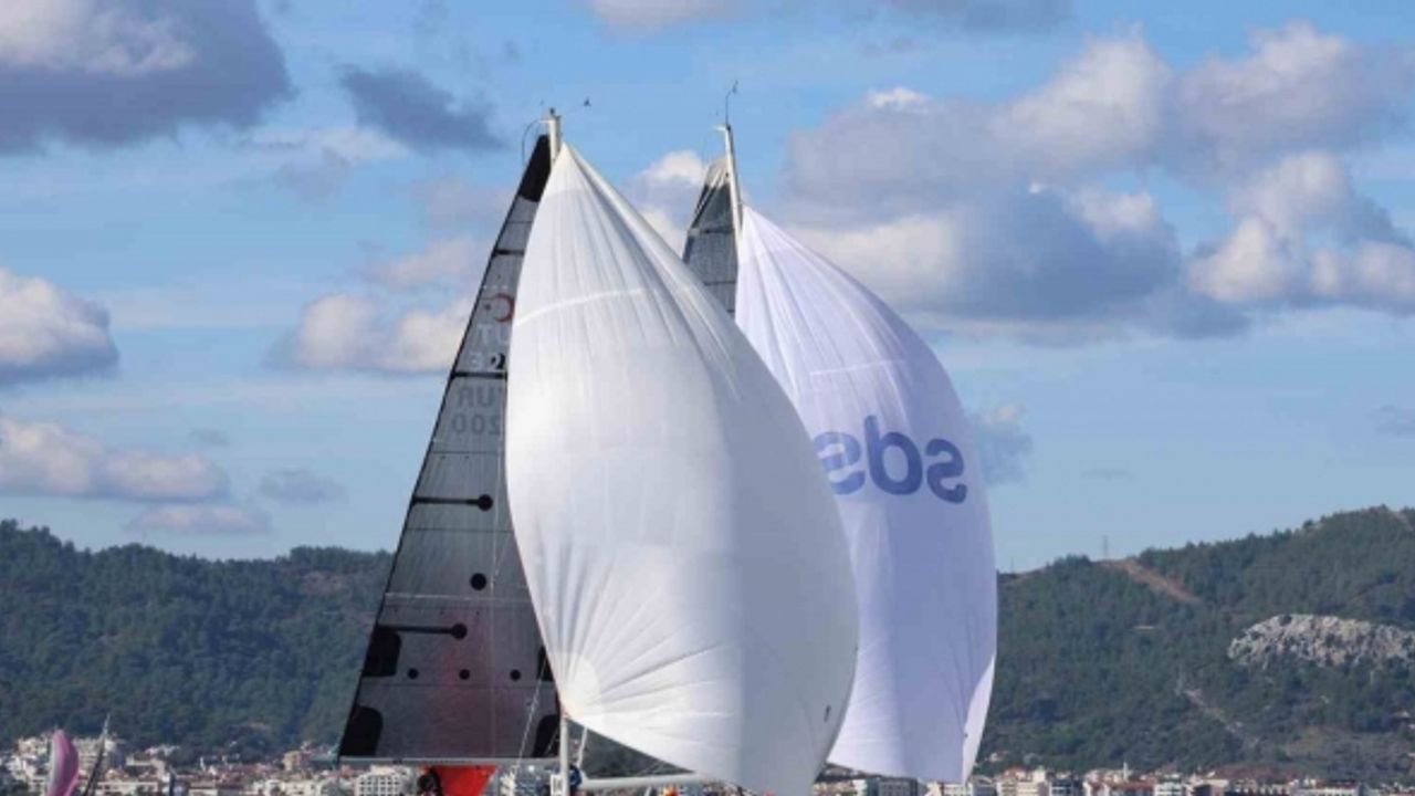 Burhanettin Tekdağ Yıl Sonu Yelken Yarışları’nın ilk günü tamamlandı