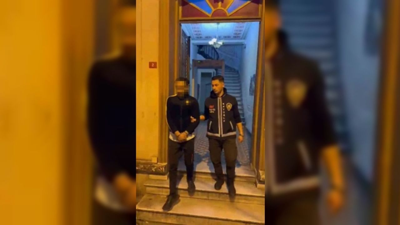 Cihangir’de 12 saat boyunca kumbarayı soyan hırsızı polis 2 saatte yakaladı