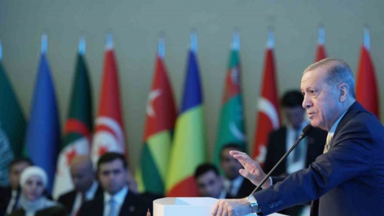 Cumhurbaşkanı Erdoğan: "Batı’da yaşayan Müslümanlara yönelik saldırılar artıyor"