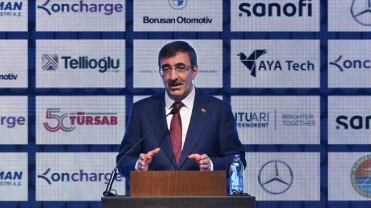 Cumhurbaşkanı Yardımcısı Yılmaz: "2023 yılında ekonomimizin 1,1 trilyona yakın büyüklüğe ulaşmasını bekliyoruz"