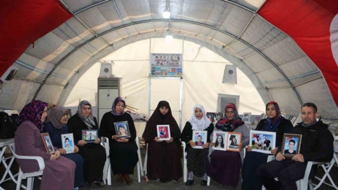 Diyarbakır annelerinden Aydan Arslan: “Biz evlatlarımızı HDP ve PKK için büyütmedik”