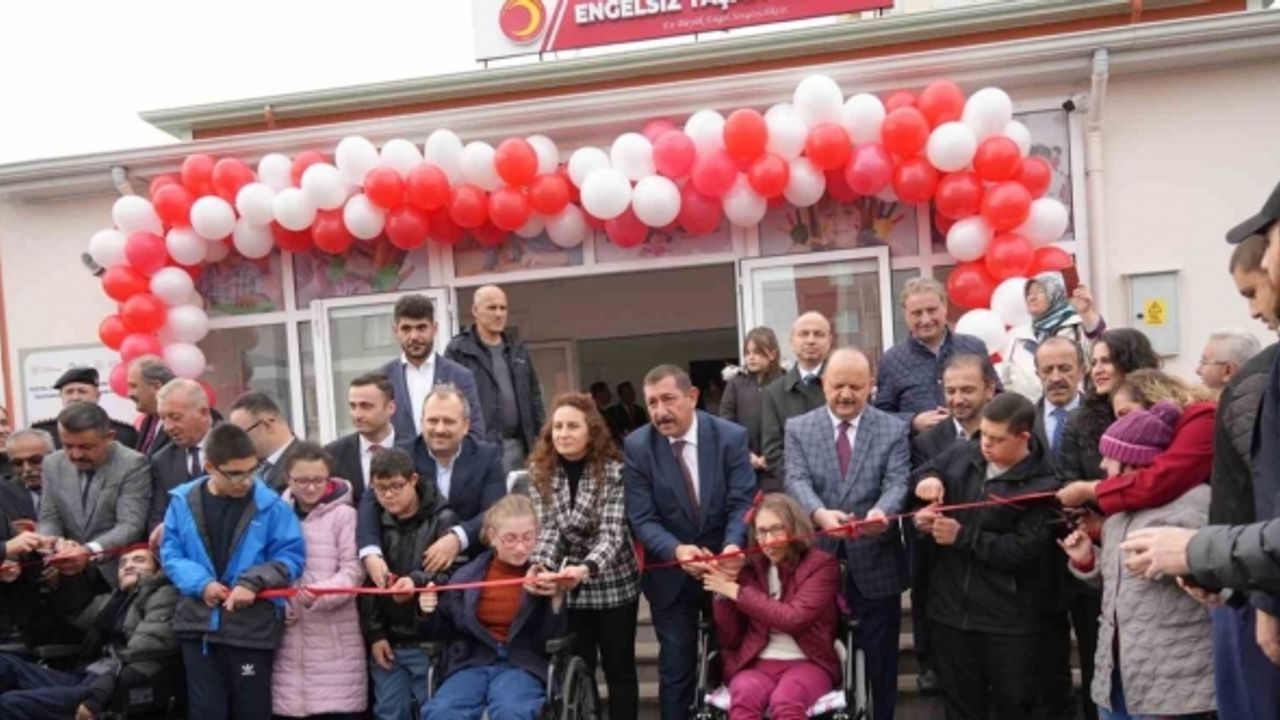 (Düzeltme) Özel bireylere umut olacak yaşam merkezi hizmete açıldı