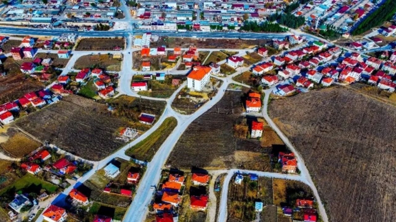 Erbaa Belediyesi asfalt çalışmalarına hız kesmeden devam ediyor