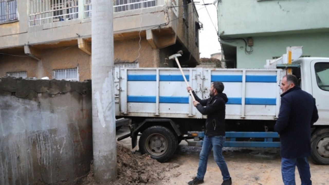 Ergani’de temizlik ve hafriyat kaldırma çalışmaları devam ediyor