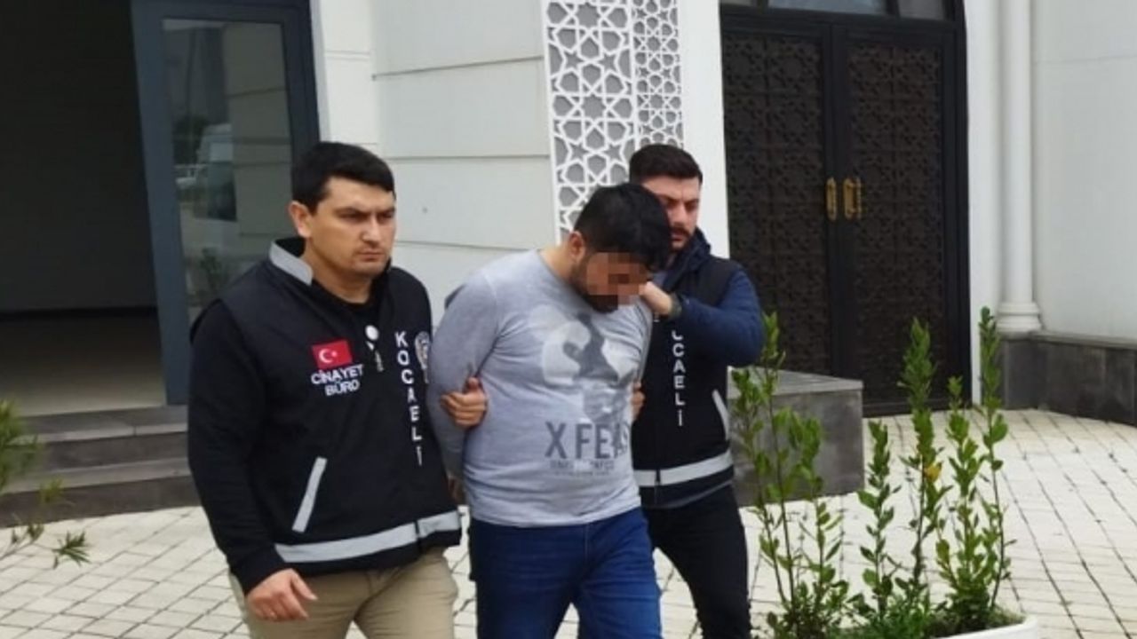 Eşini ve kayınpederini öldürmüştü, attığı mesaj kan dondurdu