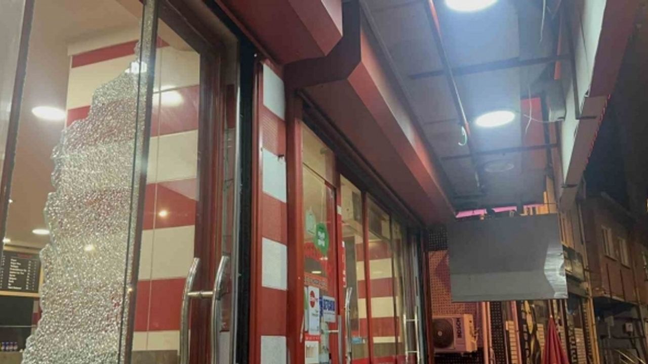 Eyüpsultan’da restorana pompalı silahla saldırı: 2’si ağır 5 yaralı