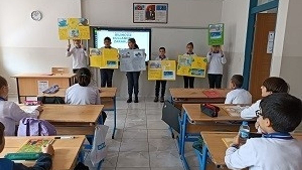 Faik Güngör ortaokulu” israfa dur” dedi