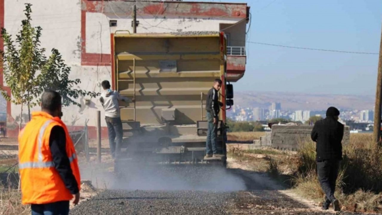 Haliliye’de asfalt atağı sürüyor