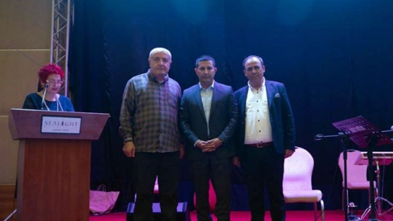 Kuşadası’nda Hacı Bektaş Veli Anadolu Kültür Vakfı Eğitim ve Danışma Çalıştayı sona erdi