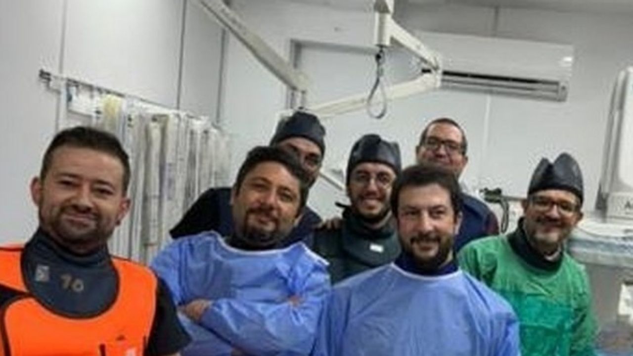 Kütahya Evliya Çelebi Hastanesinde felç riskine karşı tıpa metoduyla “Apendiks kapatma” işlemi