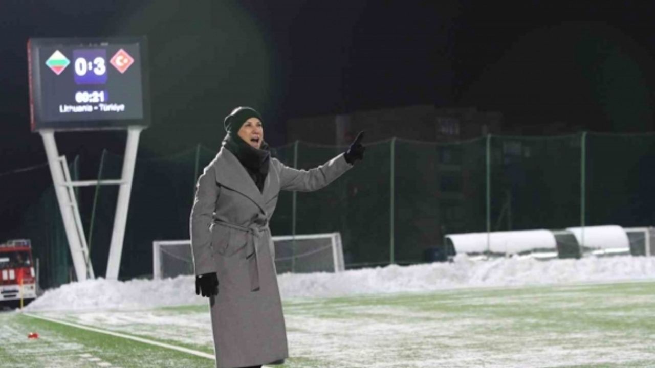 Necla Güngör Kıragası: "Takımımla gurur duyuyorum"