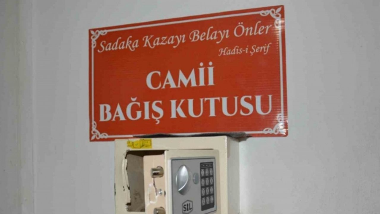 Ordu’da camiden hırsızlık: Önce sadaka kasasındaki paralar, sonra caminin güvenlik kamerası kayıt cihazı çalındı