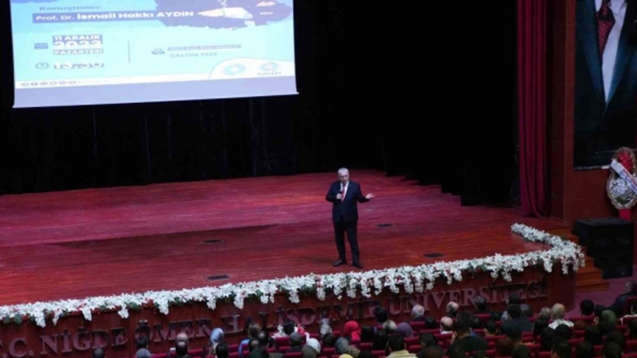 Prof. Dr. Aydın: "Beyin, sonsuz kapasiteye sahip bir bilgisayar niteliği taşıyor"