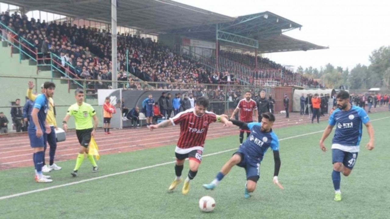 Şırnak Petrolspor, Mazıdağı Fosfatspor ile golsüz berabere kaldı