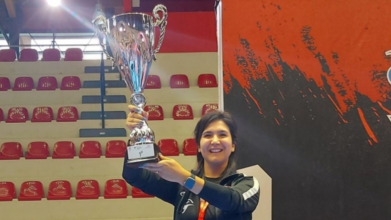 Taekwondo antrenörü Naz Göktaş’a milli görev