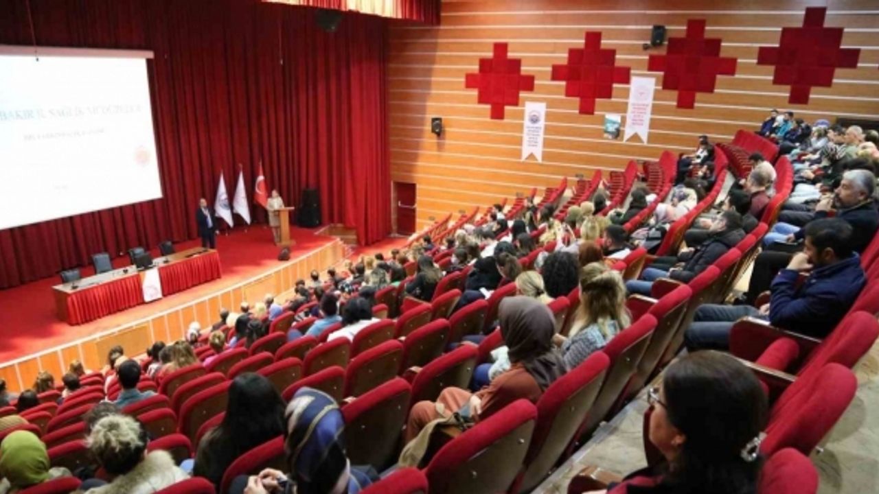 UNAIDS raporuna göre, dünya genelinde 39 milyon insan HIV ile yaşıyor