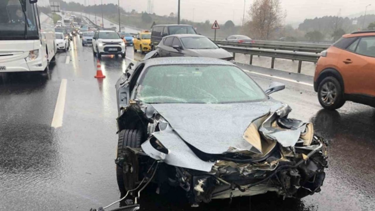 Ünlü iş adamı Sinan Urfalı, Ferrari ile ölümden döndü: 10 milyonluk araç pert oldu