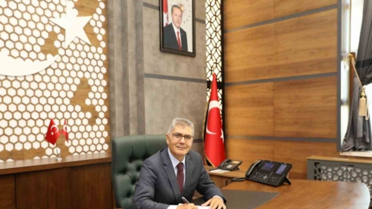 Vali Çelik: "Kadınlarımız hayatın her alanında başarıyla görev almıştır"