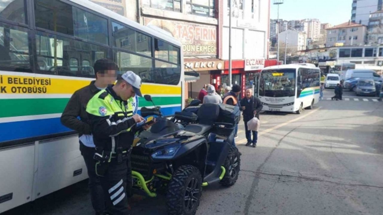 15 yaşındaki genç ATV ile trafiği birbirine kattı, 35 bin lira ceza yedi