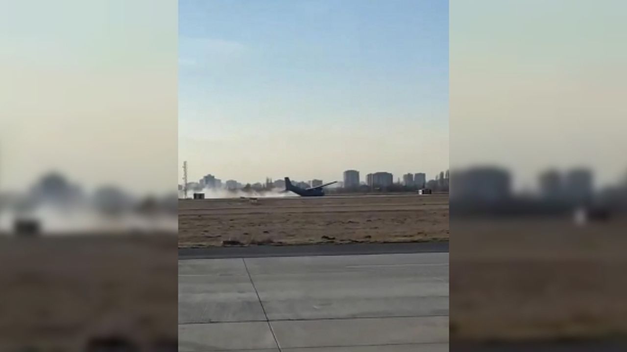 Acil iniş yapan eğitim uçağının iniş görüntüleri ortaya çıktı