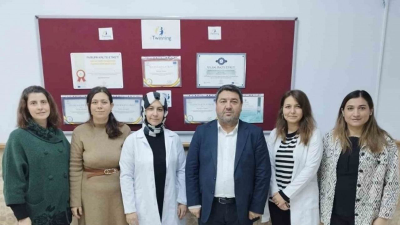 Afyonkarahisar’da dört okul "eTwinning Okulu" etiketi almaya hak kazandı