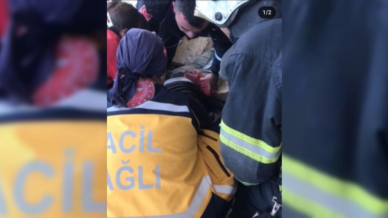 Ağır hasarlı binada meydana gelen kazada bir vatandaş yaralandı