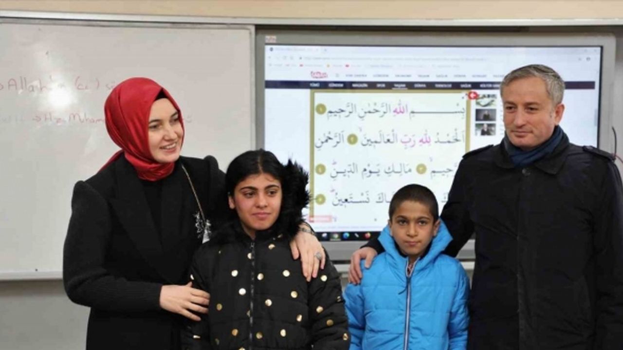 Ağrı’da, "Okulum Beni Bekler Projesi" ile 853 çocuk yeniden sıralara oturdu