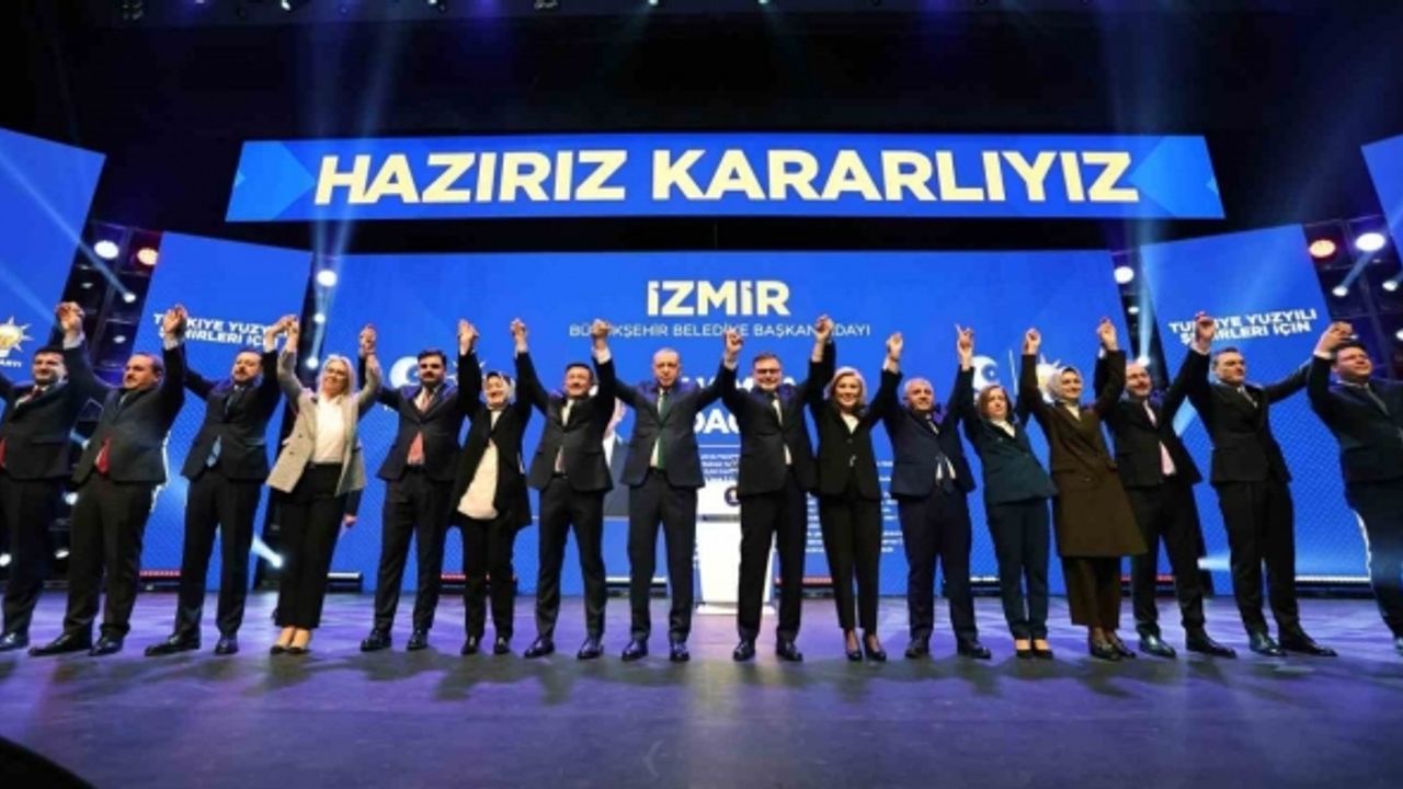 AK Parti İzmir Büyükşehir Belediye Başkan Adayı Hamza Dağ oldu.