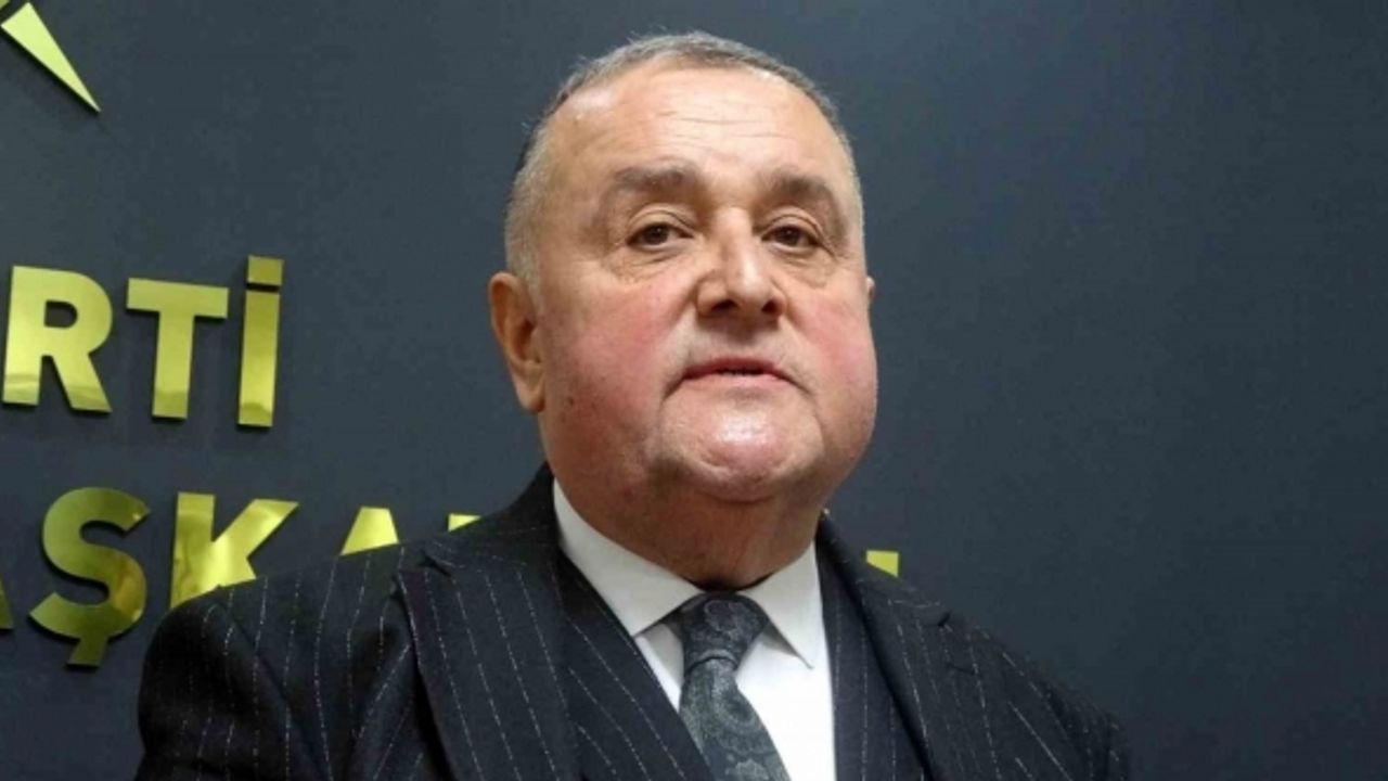 AK Parti’yi ziyaret eden Cumhur İttifakı adayı Fırıncıoğlu, duygusal anlar yaşadı