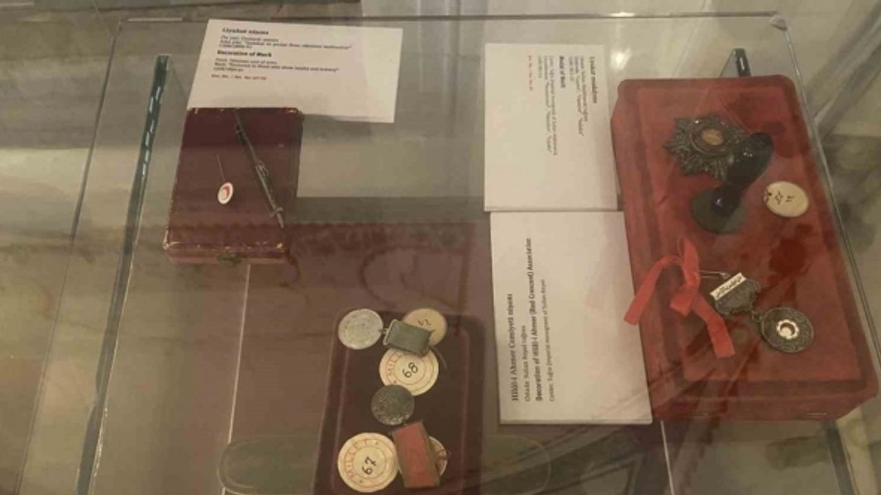 Ali Emiri Efendi’nin vefatının 100. yılında, Divanu Lügati’t- Türk sergisi açıldı