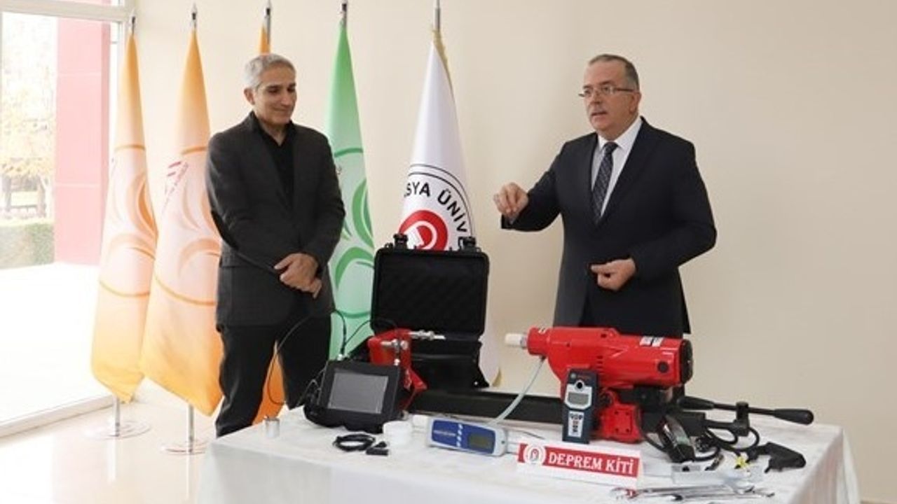 Amasya Üniversitesi’ne binaların dayanıklılığını ölçecek deprem kiti alındı