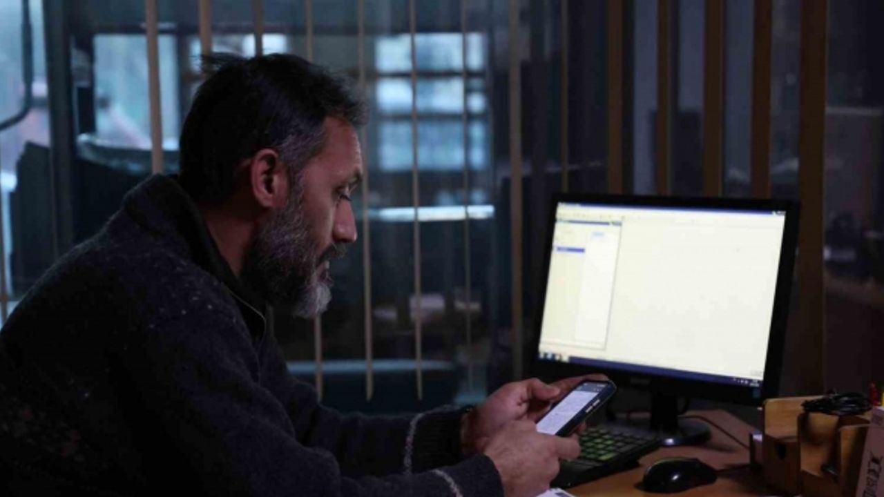 Arkadaşının oğluna aldığı hat kendisine 6 dava getirdi