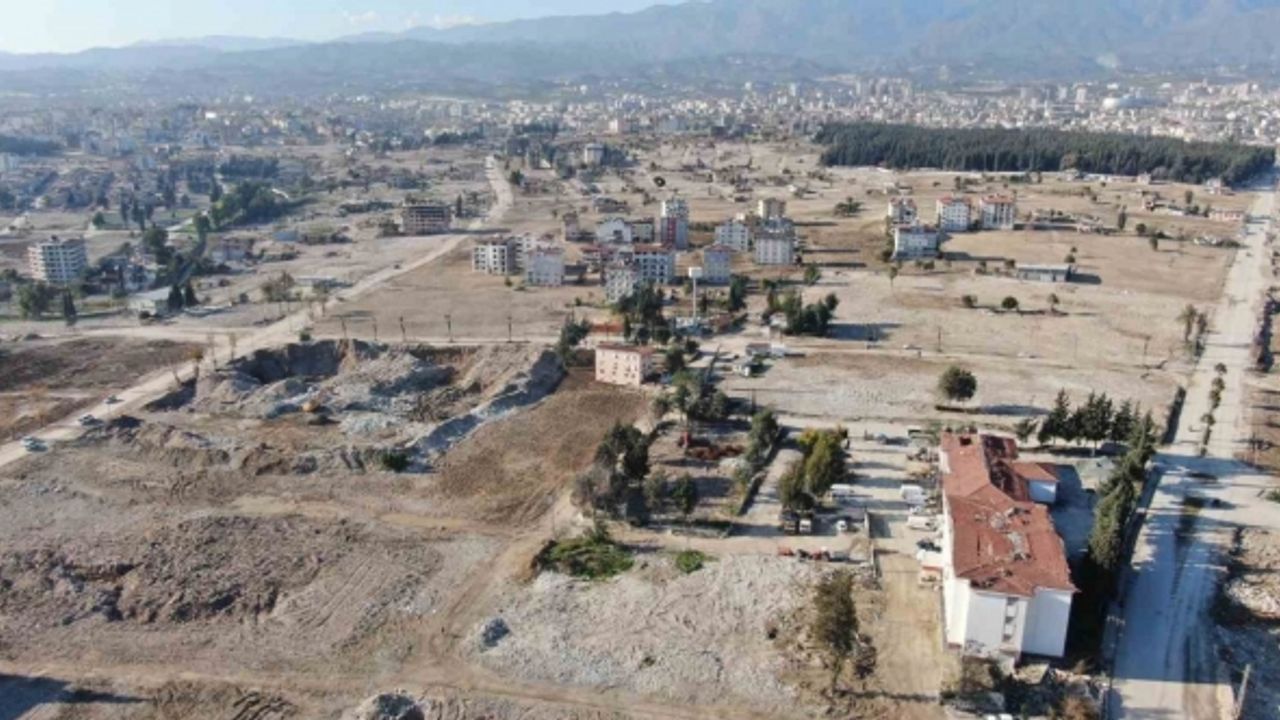 Asrın felaketinde 11 ay geride kalırken, depremzede vatandaşlar gelecekten ümitli