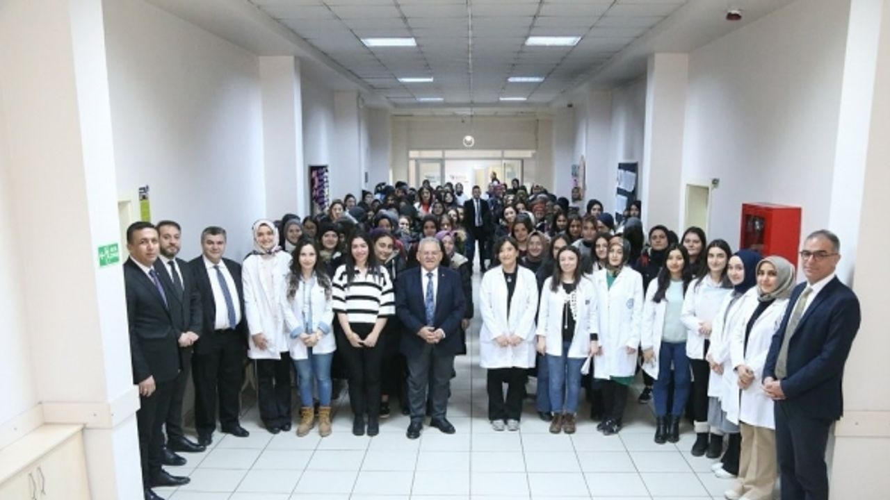 Başkan Büyükkılıç: "“KAYMEK 6’ncı üniversite gibi faaliyet gösteriyor"