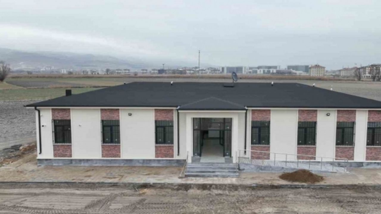 Başkan Büyükkılıç, Şeker Aile Sağlığı Merkezi’ni inceledi