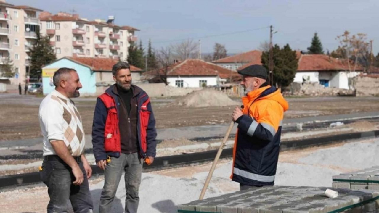 Başkan Çolakbayrakdar: “Kocasinan’ın yeni bulvarı ve yolları,  Türkiye’ye örnek”